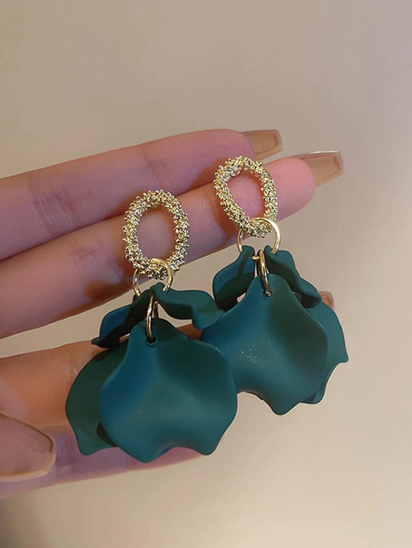 Petal Tassel Drop Earrings - Green